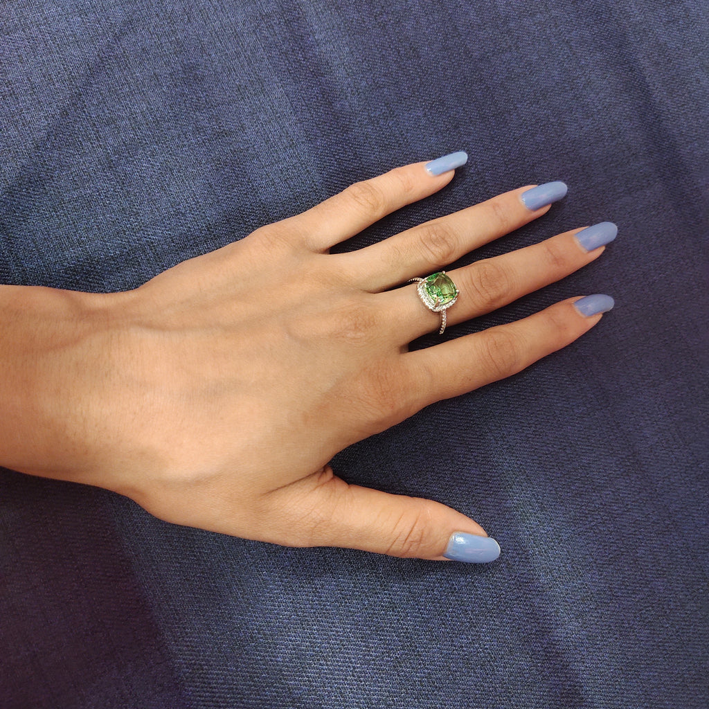 925 Sterling Silver Zircon Ring for Women - 3.9g Elegant Design