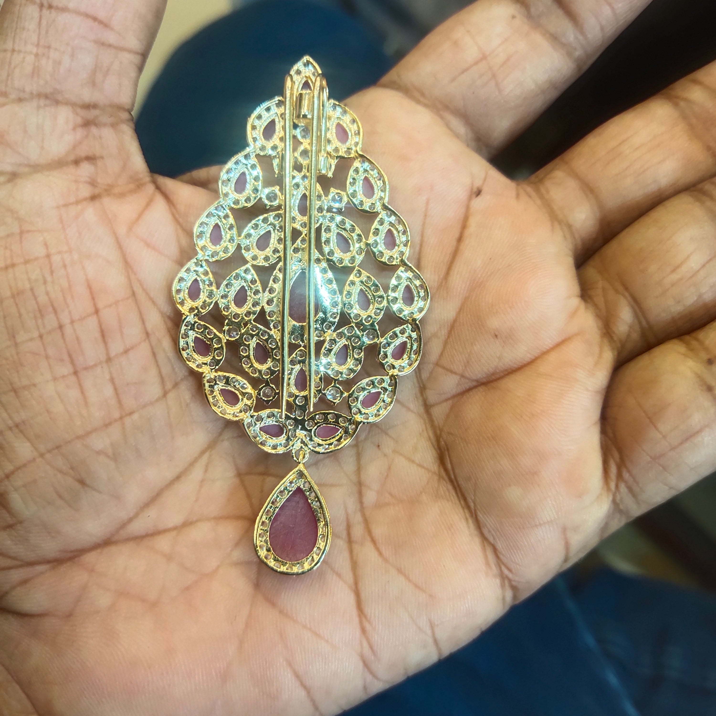 Red Zircon Diamond Brooch for Indian Groom Turban