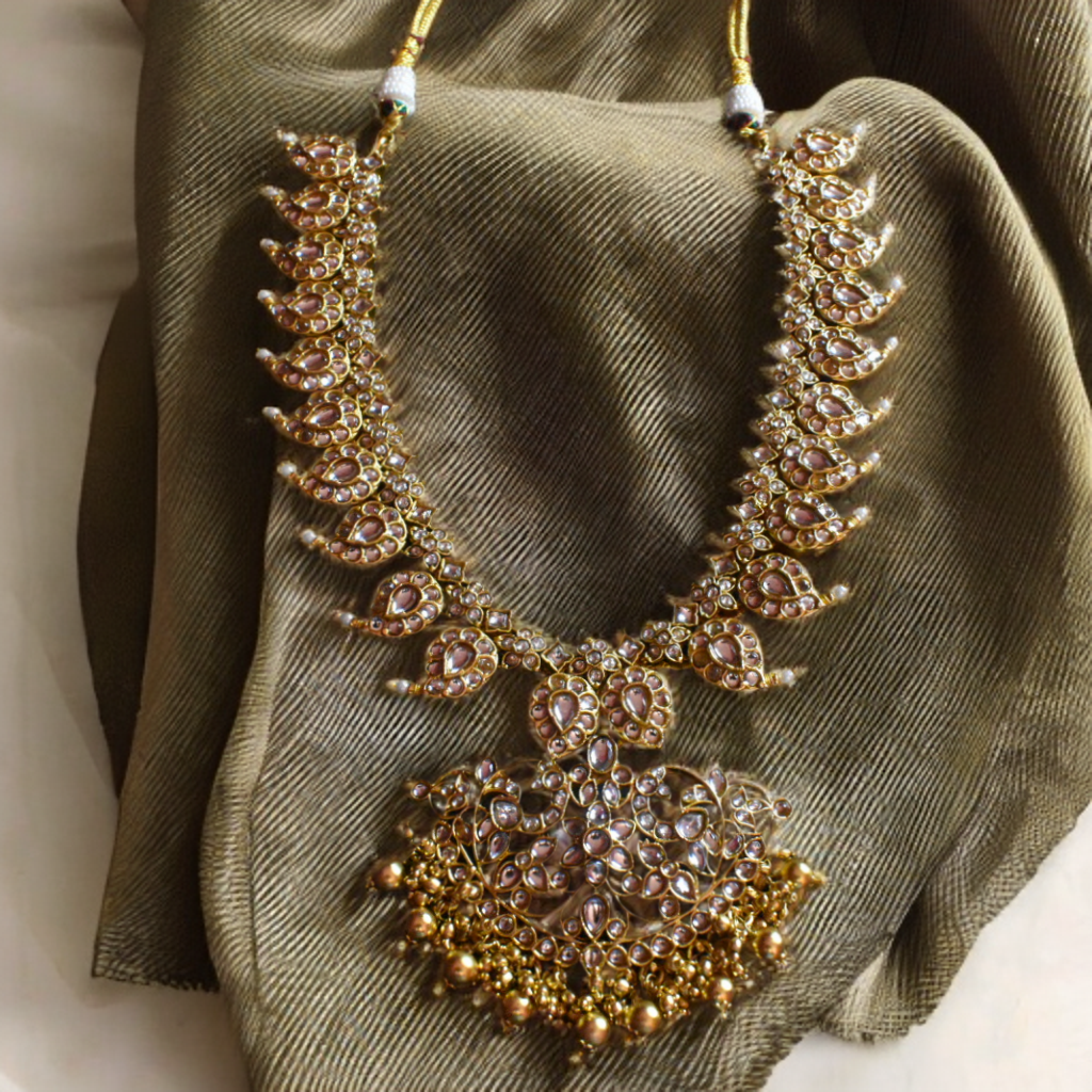 Asp Kundan Mango Haram