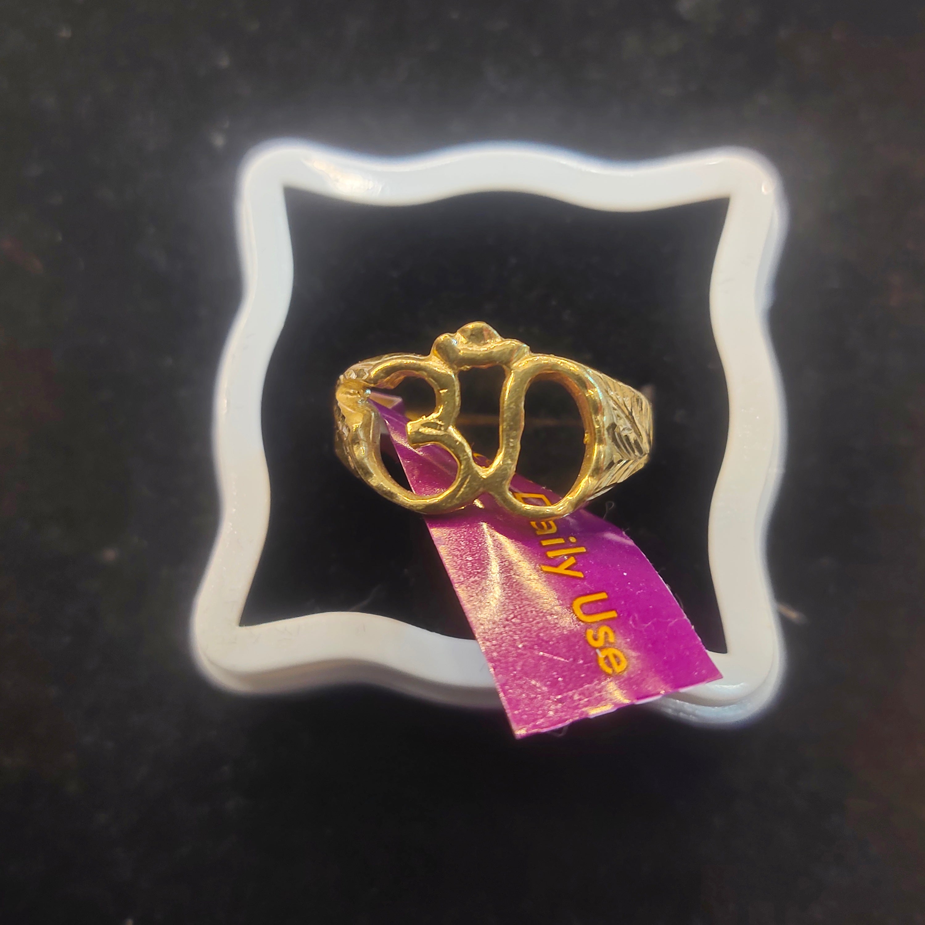Gold Slim Om Ring