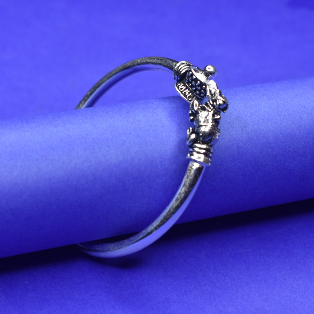 Asp Handcrafted Oxidized Silver Shivlingam and Nandi Kada for Men