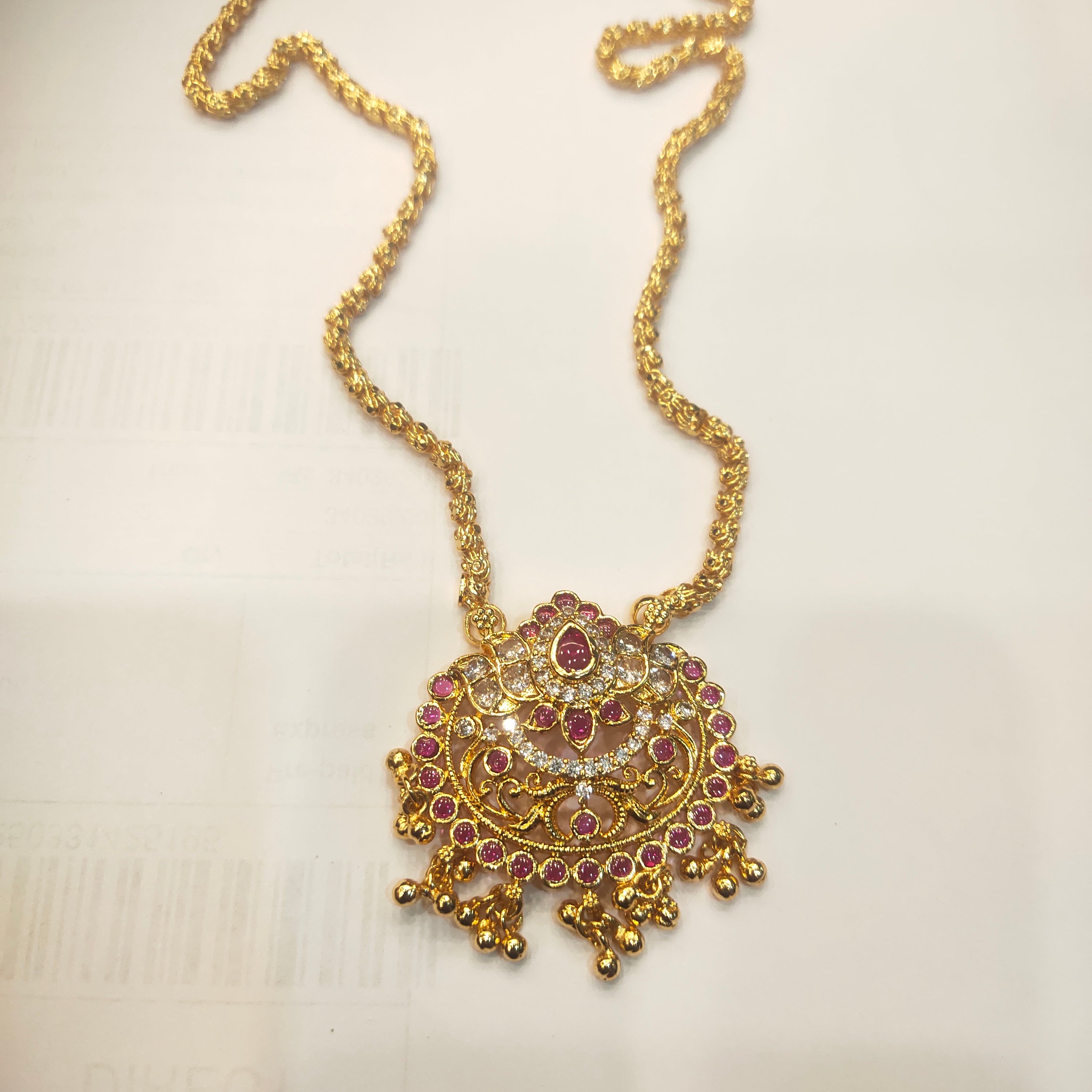 Asp 24 Karat Gold Plated Kemp Pendant With a 24-Inch Long Chandramukhi Chain