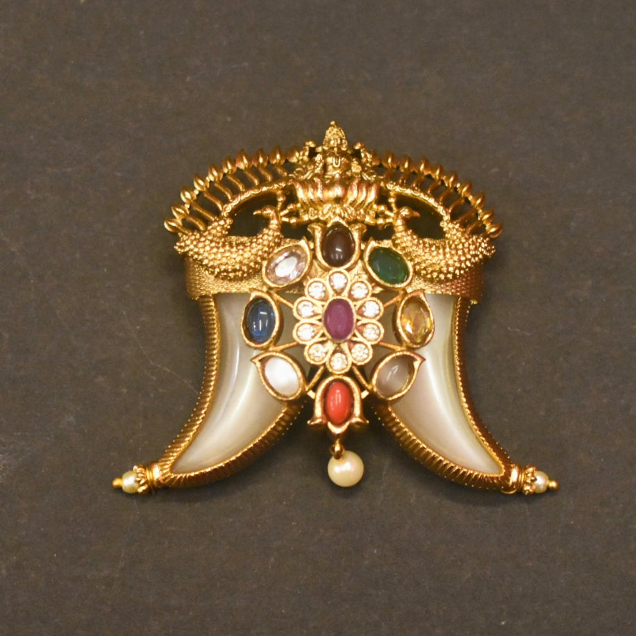 Asp Antique Navratna Puligoru Locket For Gents