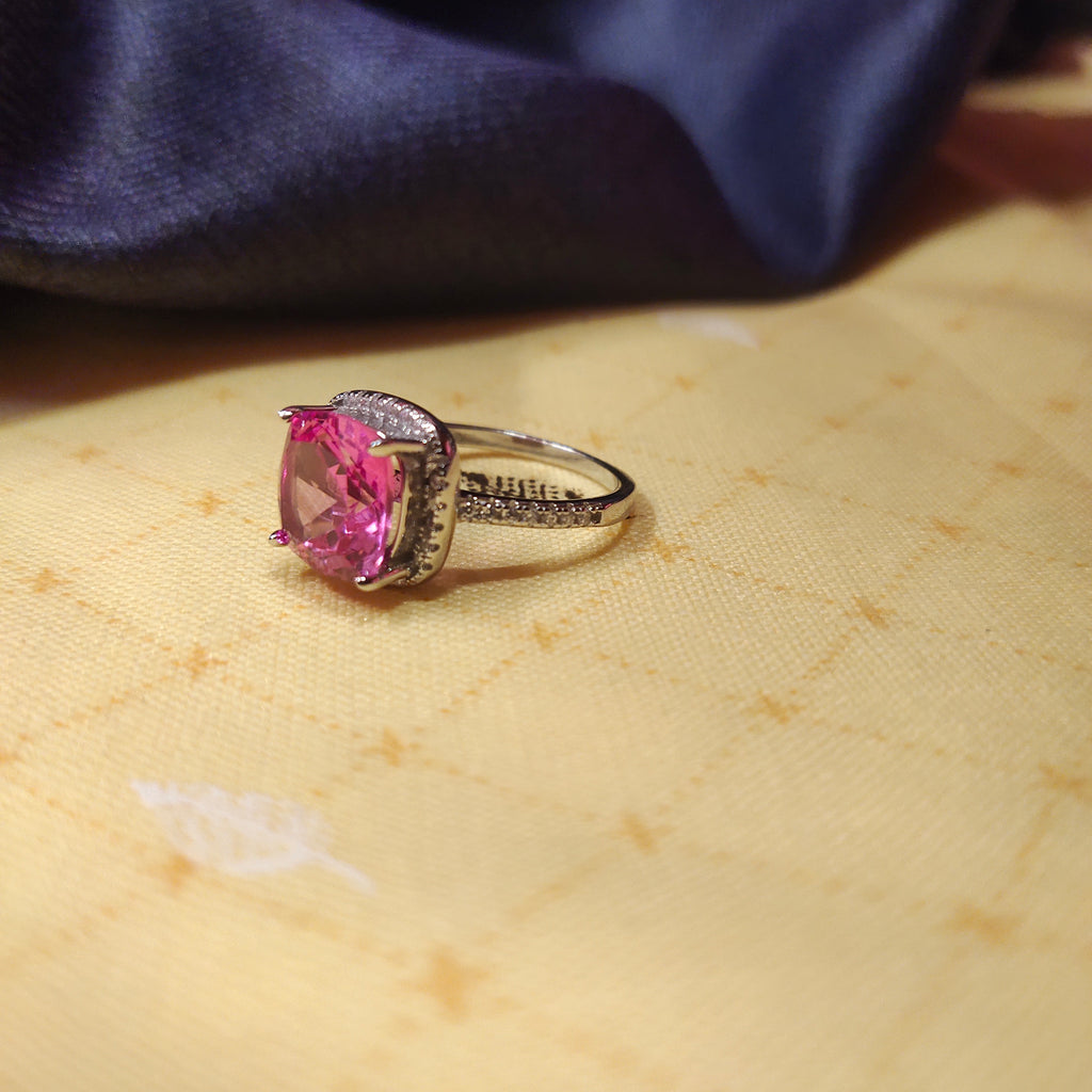 925 Sterling Silver Zircon Ring for Women - 4.3g Elegant Style