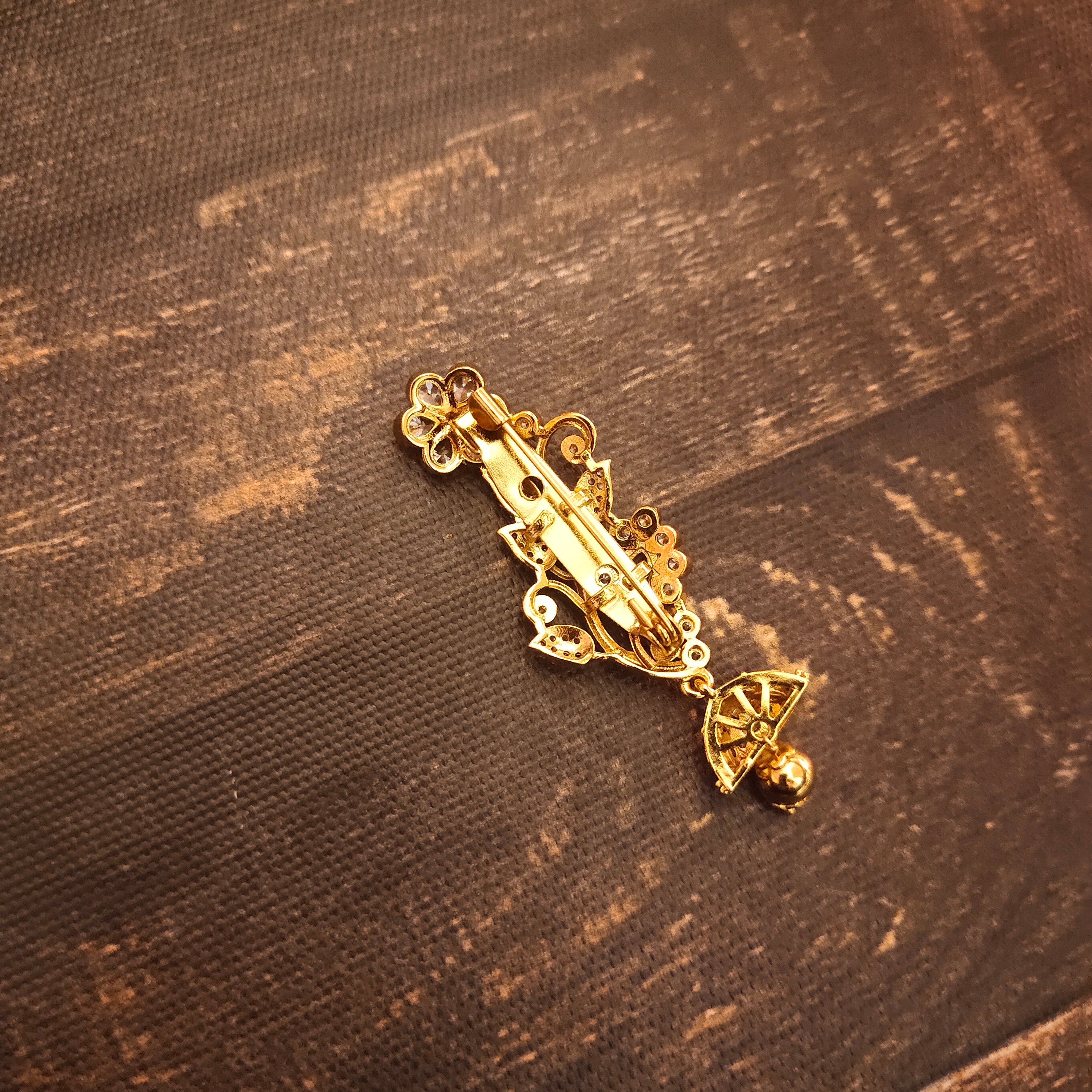 Antique Floral Saree Pin - Elegant Indian Brooch | Asp Fashion Jewellery