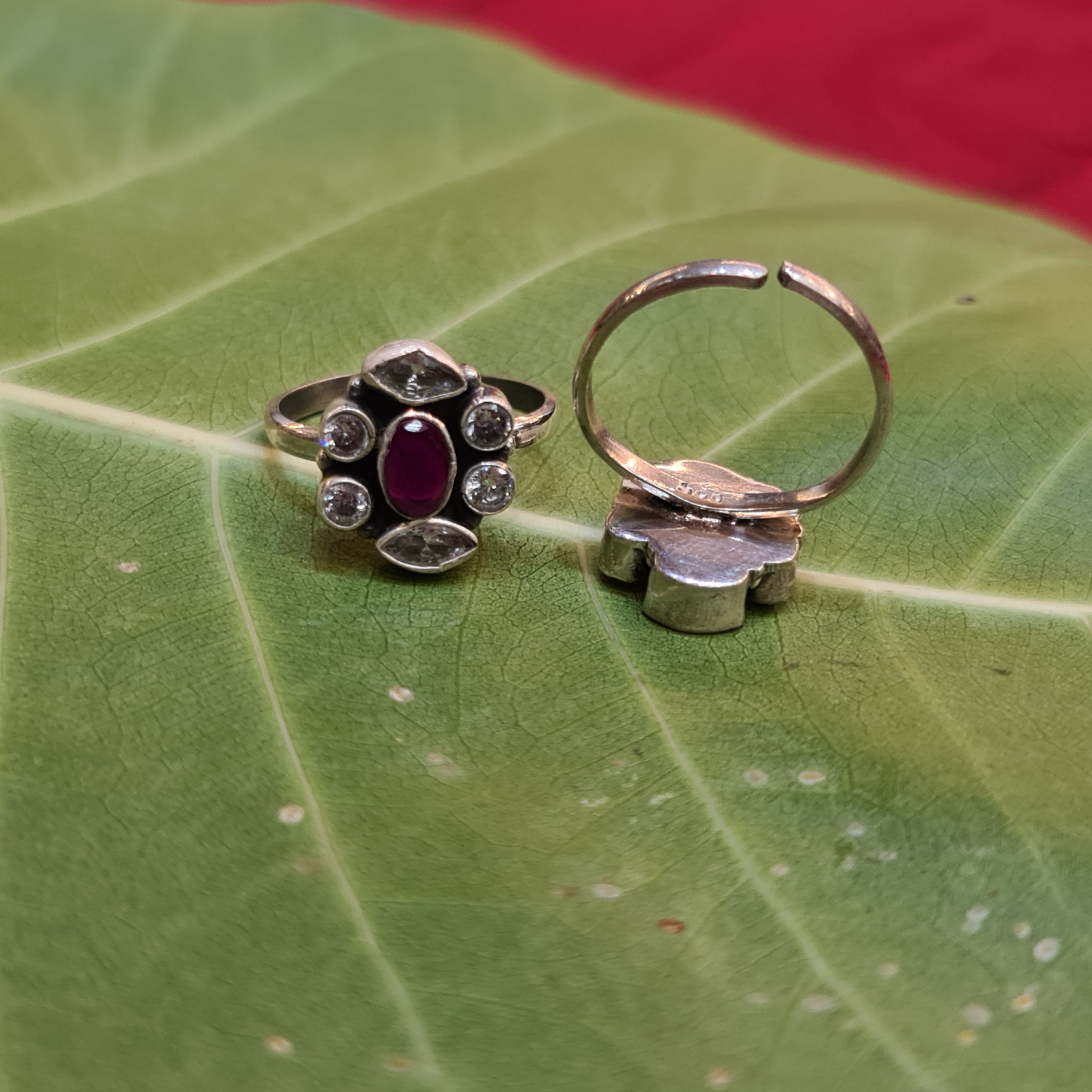 925 Sterling Silver Toe Rings with Ruby & American Diamonds - 6.6g Bichiya