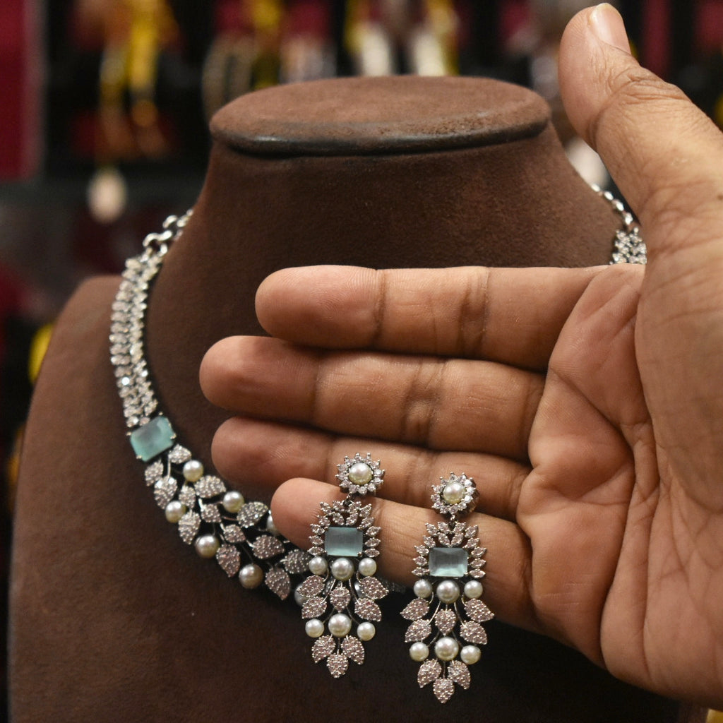 Asp Victorian Zircon Necklace Set