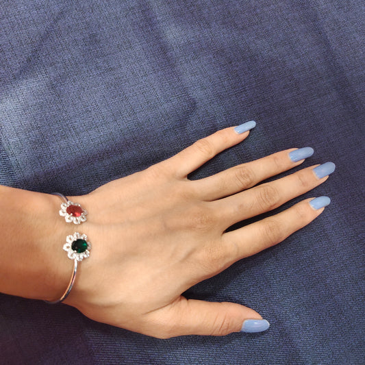 "Elevate Your Daily Style: 925 Sterling Silver Bracelets for Effortless Elegance"