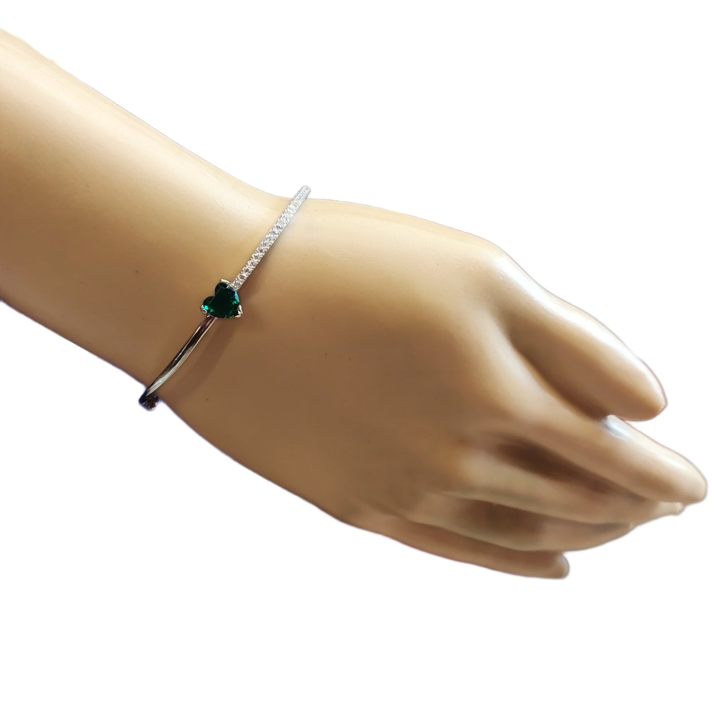"Graceful Elegance: Adorning Her Wrist with the 925 Silver Bracelet by Asp Fashion Jewellery"