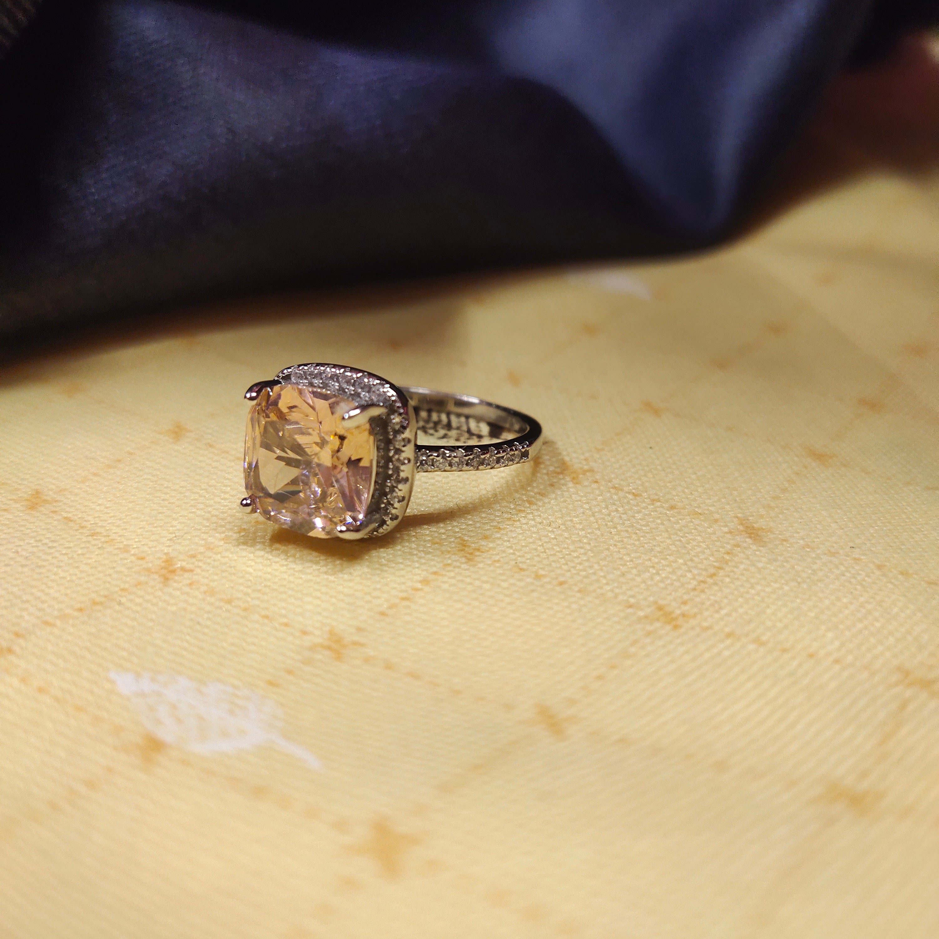 925 Sterling Silver Zircon Ring for Women - 4.46g Brilliant Design