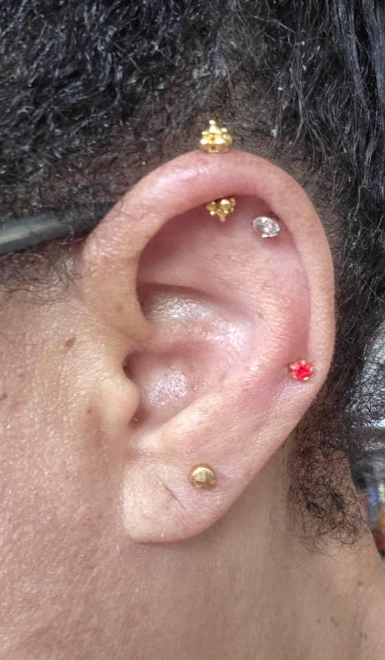 Gorgeous 18K Yellow Gold Bugudi Earrings: A Stunning Addition to Your Collection
