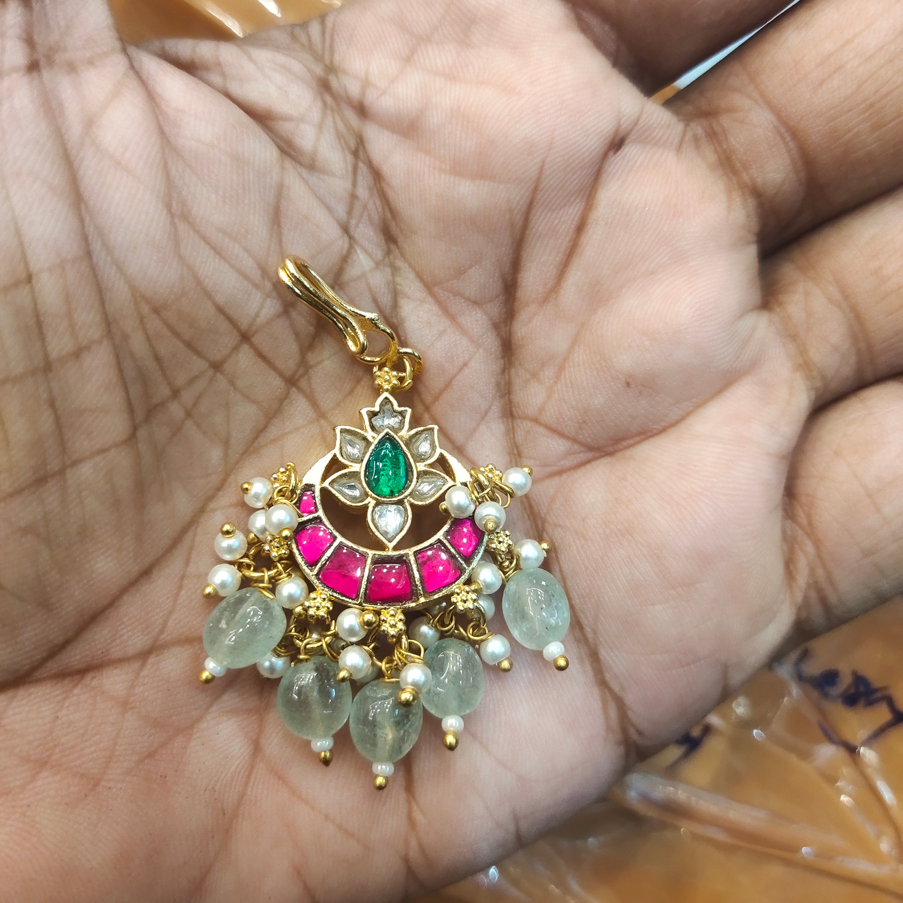 Elegant Gold Plated Jadau Kundan Maang Tikka with Emerald Green Accents - Royal Bridal Jewelry