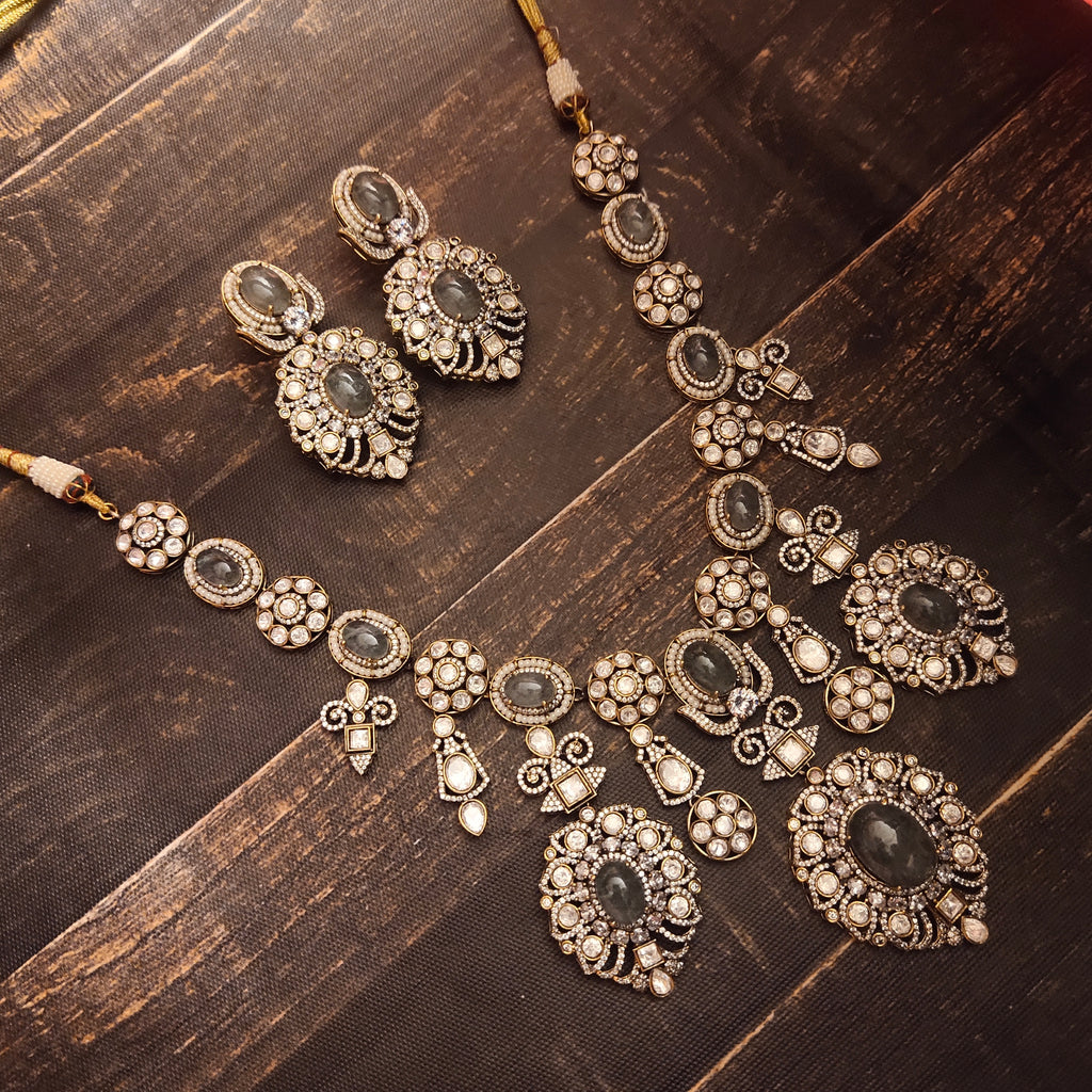 Pastel Green Kundan Necklace Set - Victorian Gold Bridal Jewelry with Maang Teeka