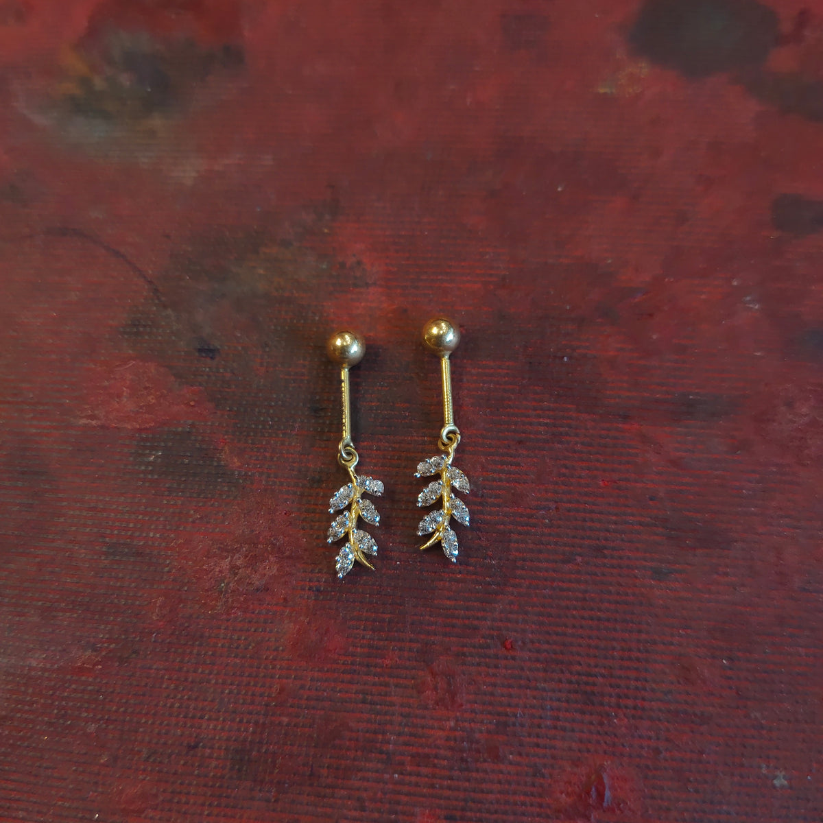 18K Gold Bugadi Earring - Marquise Leaf Drop
