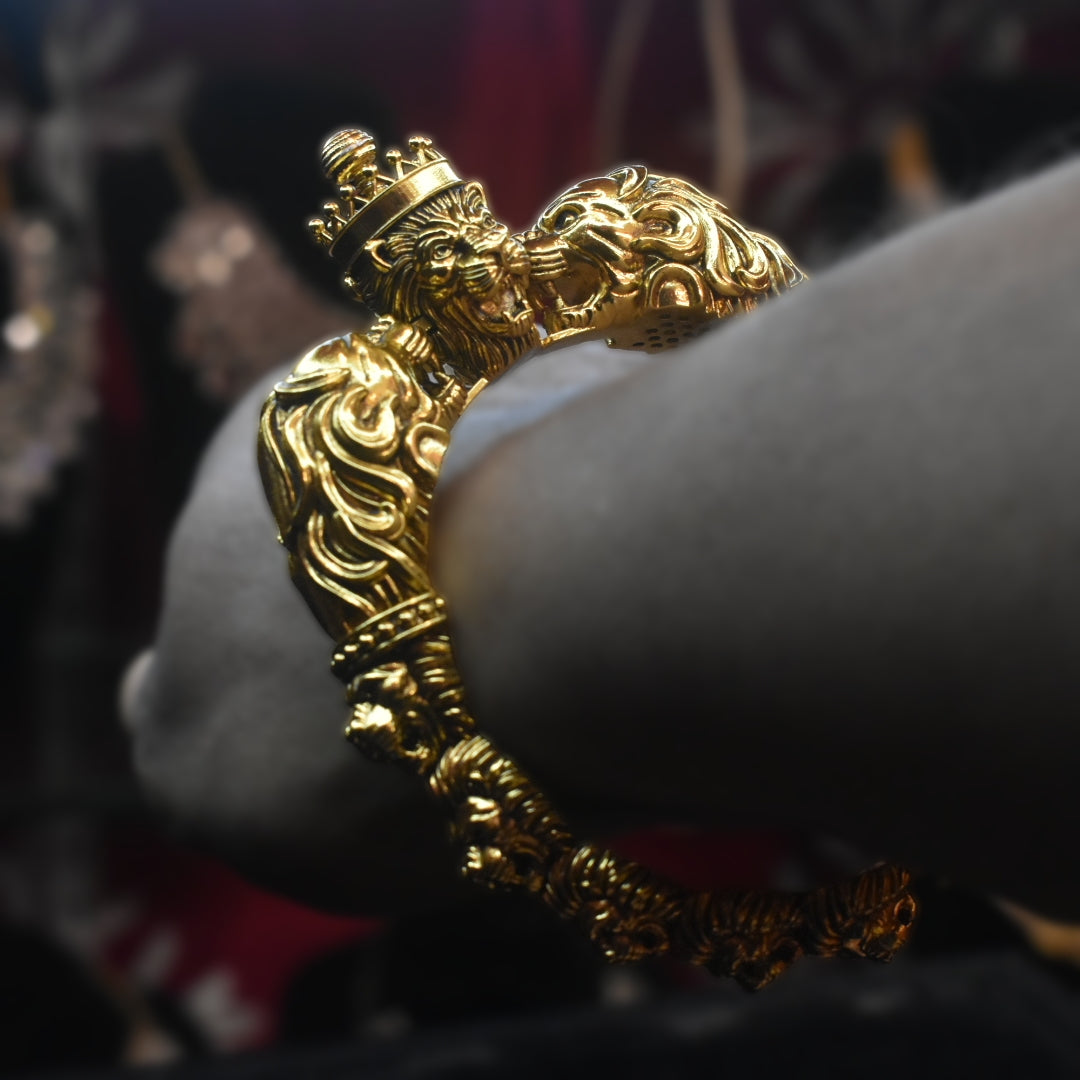 Asp Silver Royal Antique Lion Kada for Men