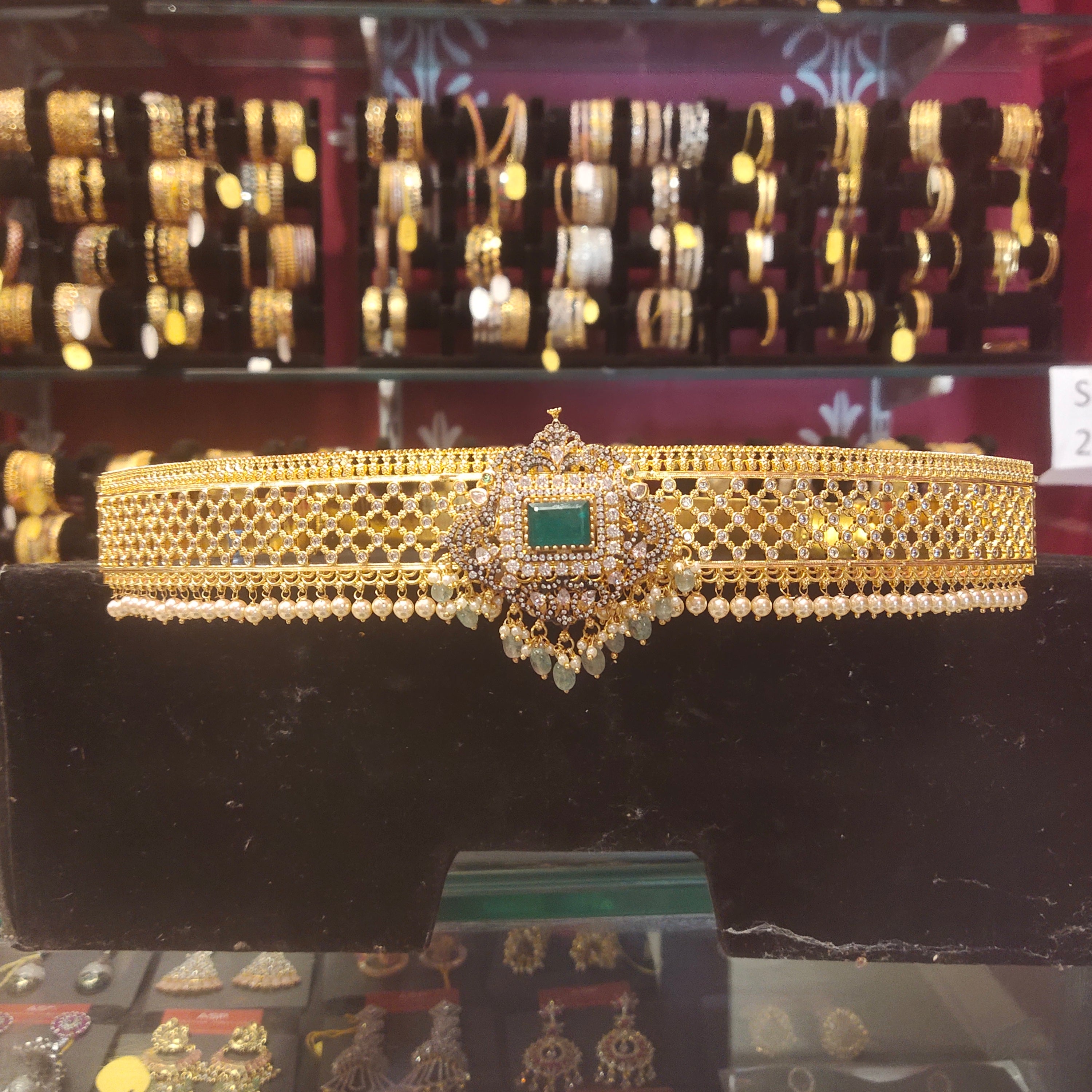 24K Gold Plated Vaddanam with Victorian Pendant