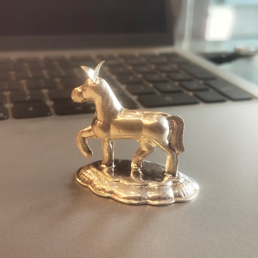 Silver Horse Figurine (Single)