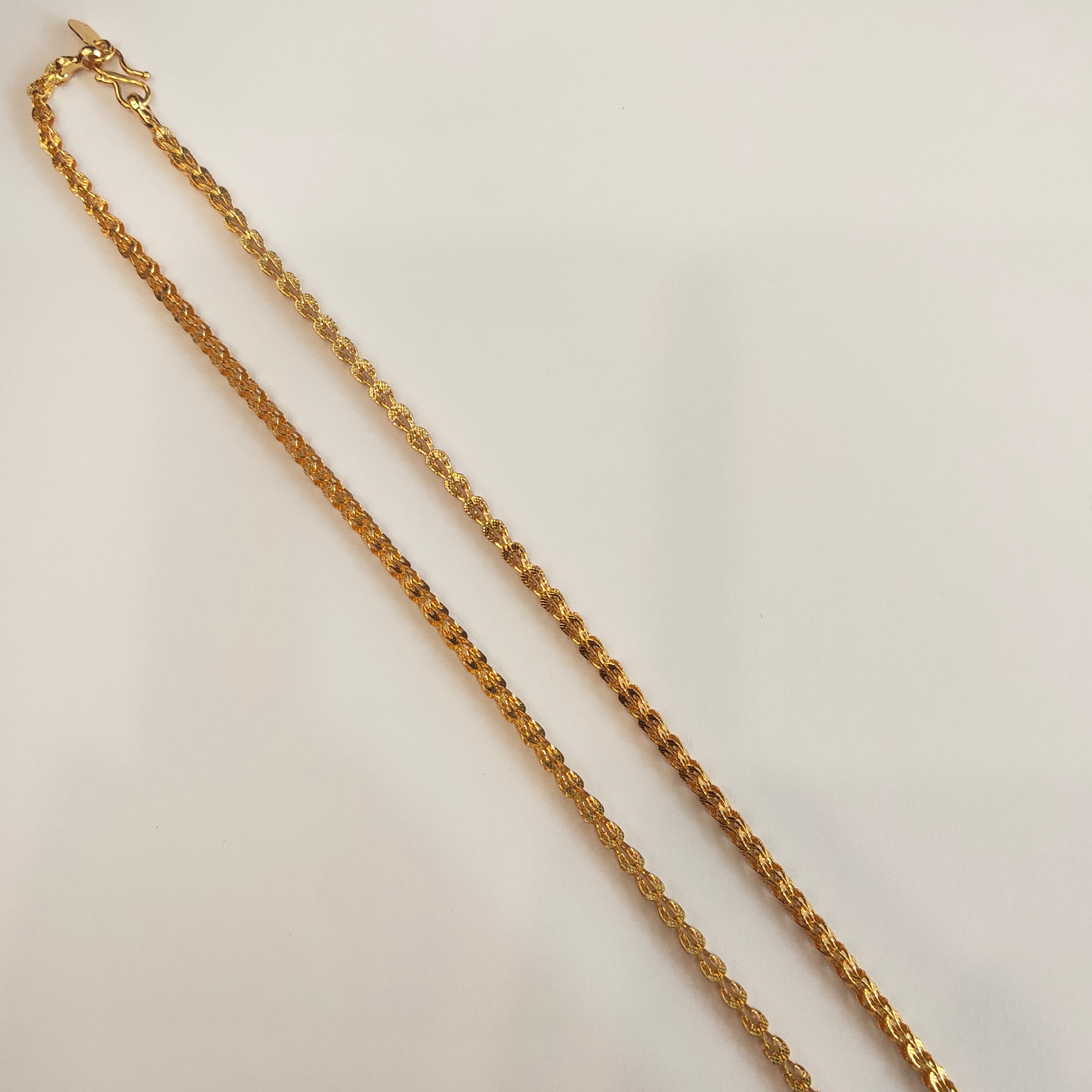 Luxe 24K Gold-Plated Chain - 30 Inch Premium Unisex Statement Chain