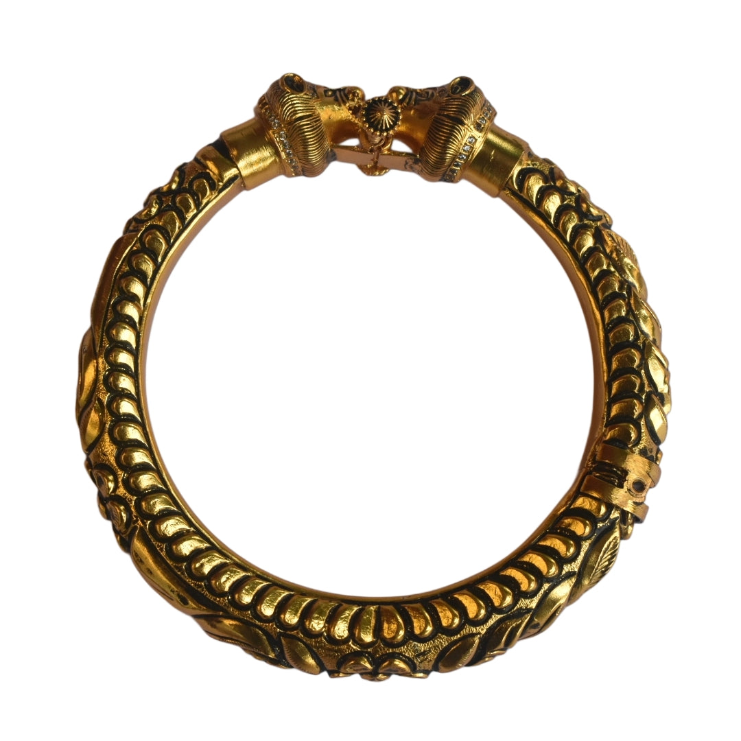 Asp Silver Antique Wild Lion Kada for Men