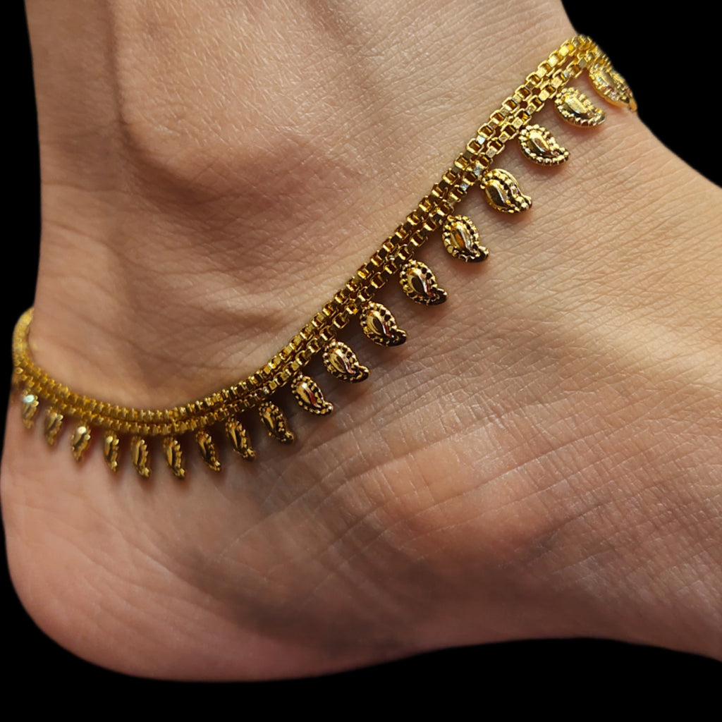 Dazzle Elegance 24K Gold Plated Anklet Set - Exquisite Wedding Jewelry