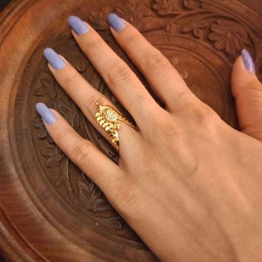 "Glam up Your Look with Asp Fashion's Exquisite Laxmi Vanki Ring"