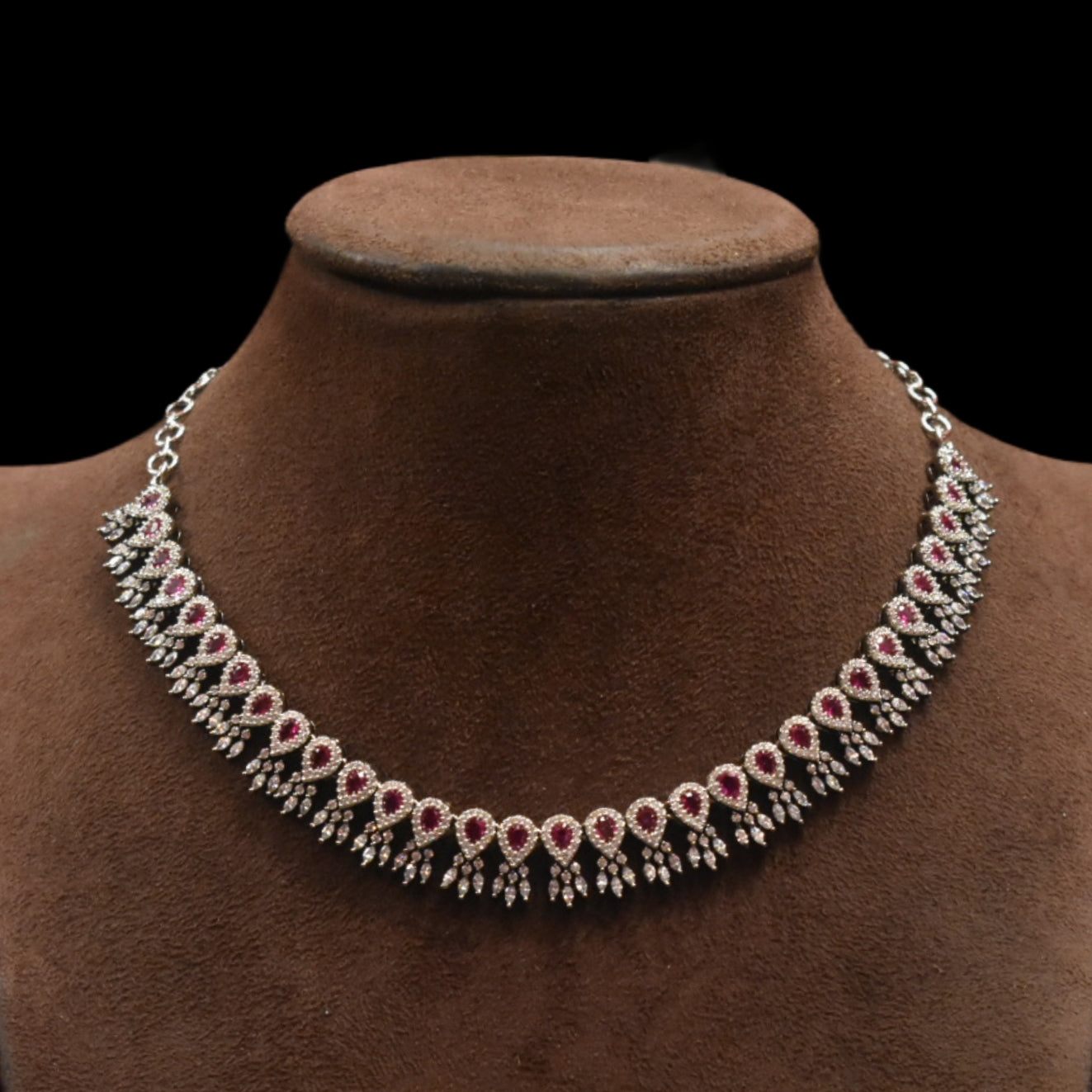 Asp Victorian Zircon Necklace Set