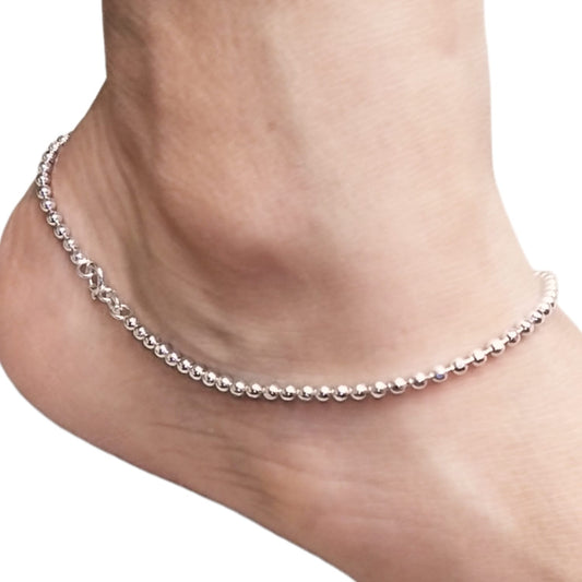 Dazzle your feet with the shimmer of 92.5 sterling silver anklets