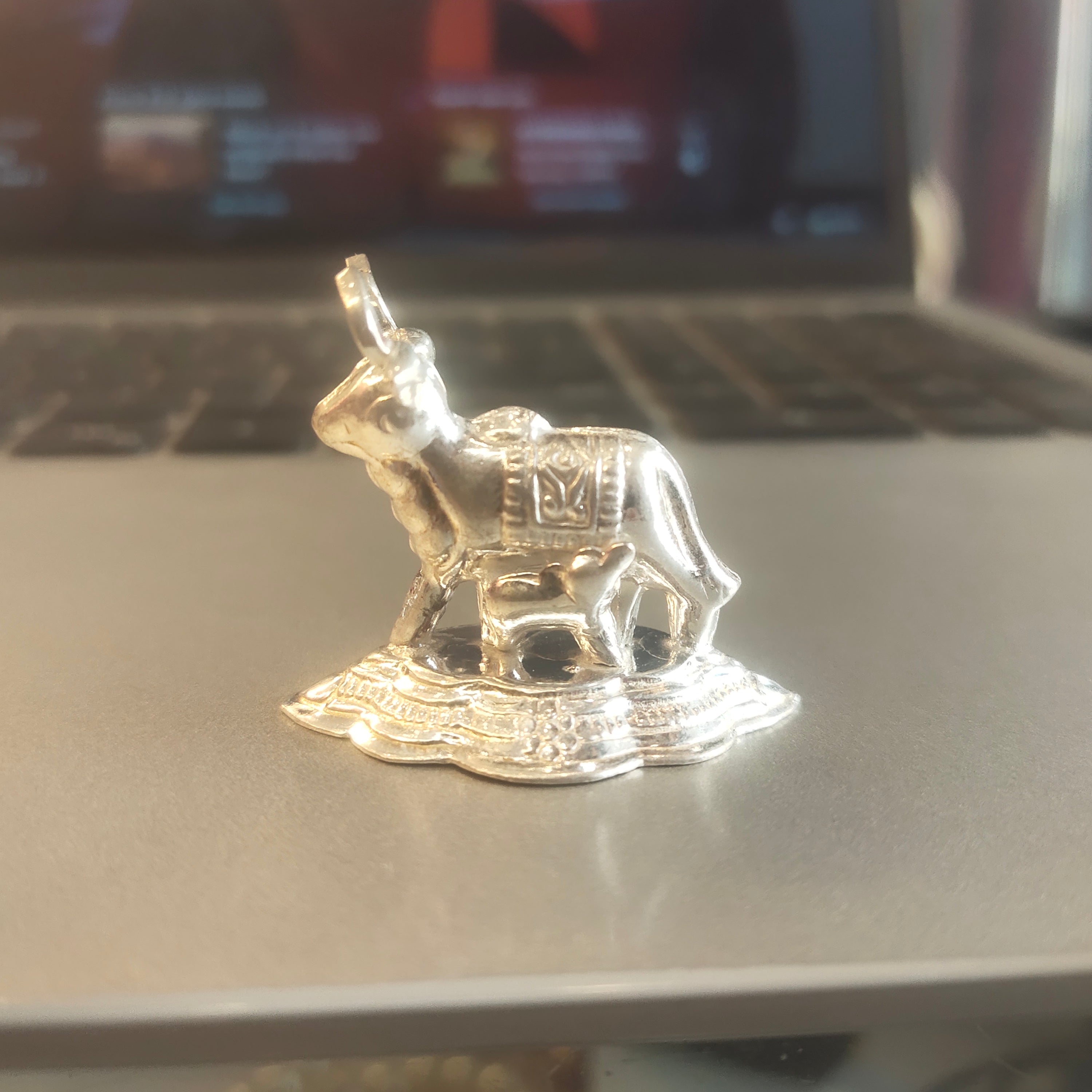 Silver Cow with Calf Figurine Set III