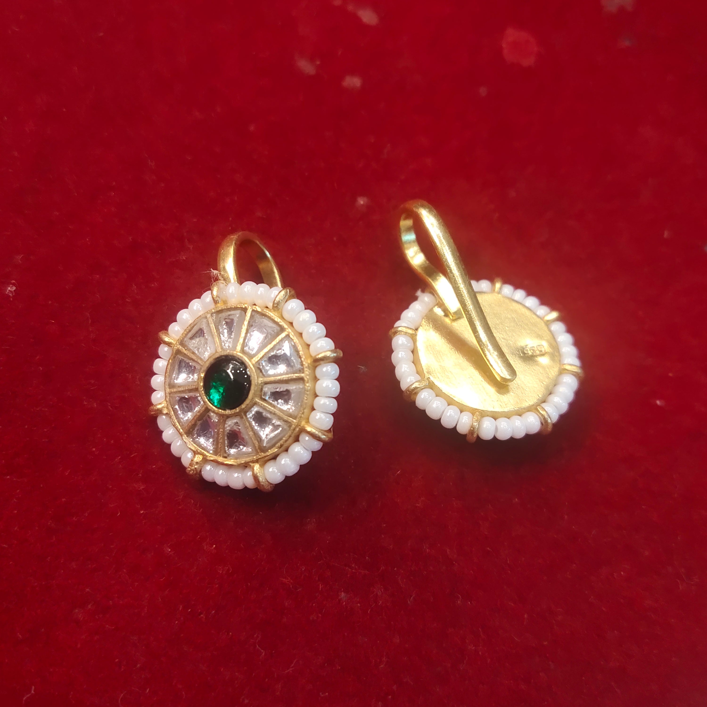 Kundan Emerald Pearl Gold Plated 925 Silver Cartilage Stud