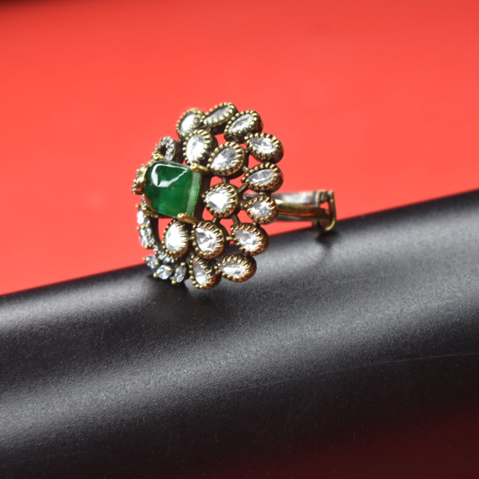 "Elegant Sparkle: Victorian Polki Emerald Finger Rings to Dazzle Your Look"