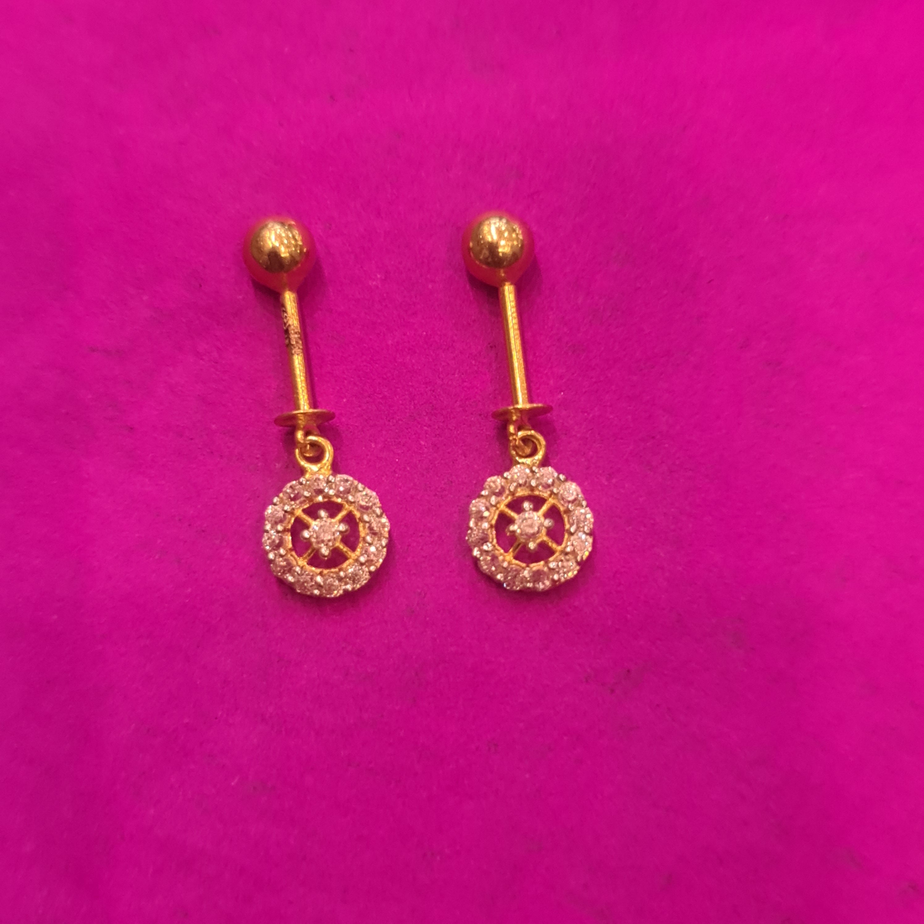 18kt Gold Bugudi Earring