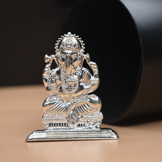Shining Blessings: The Elegance of a Pure Silver Ganpati Idol"