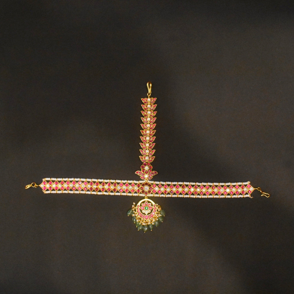 Exquisite Jadau Kundan Mathapatti - Traditional Indian Bridal Jewelry