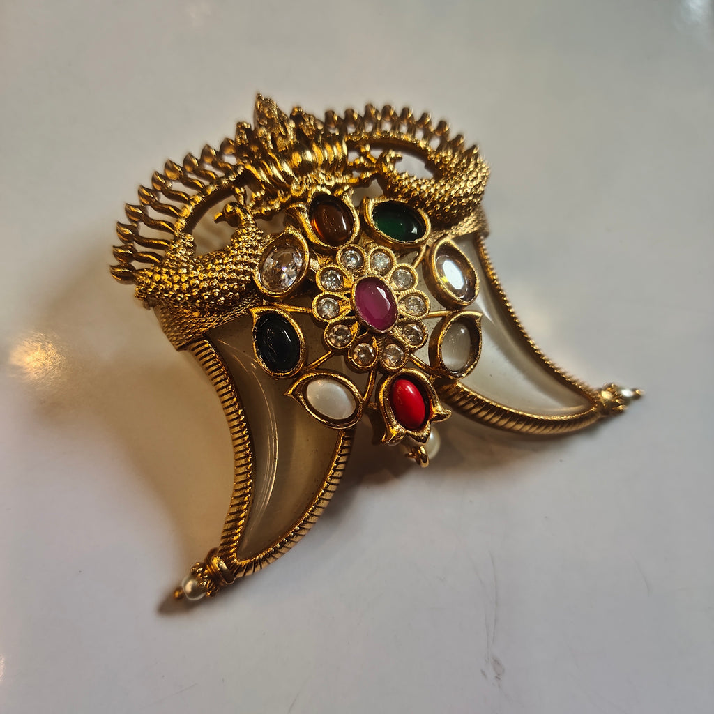 Asp Antique Navratna Puligoru Locket For Gents