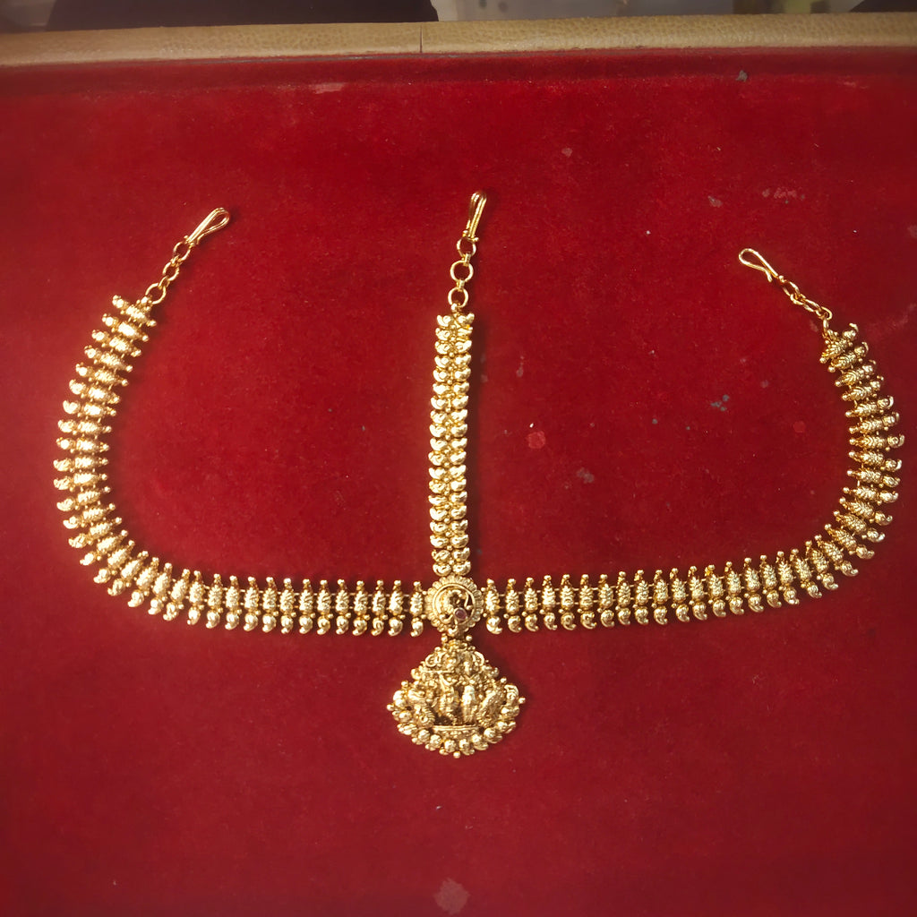 Gold Temple Maang Tikka with Lakshmi Pendant | Bridal Mathapatti
