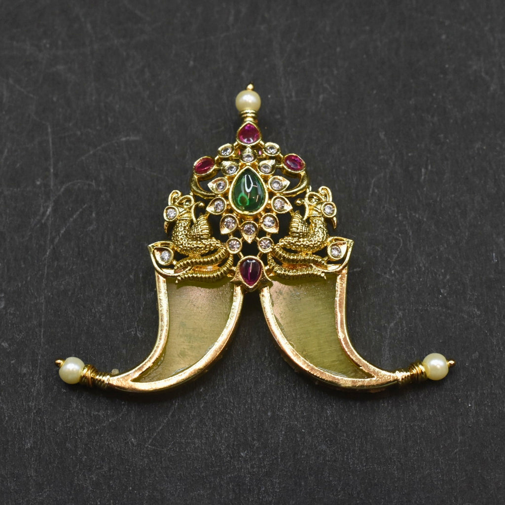 Zircon Puligoru Locket for Men - 24K Gold Plated Tiger Nail