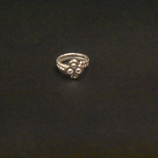 Twisted Silver Kakula Ring for Toddlers - Spiral Energy Health Ring