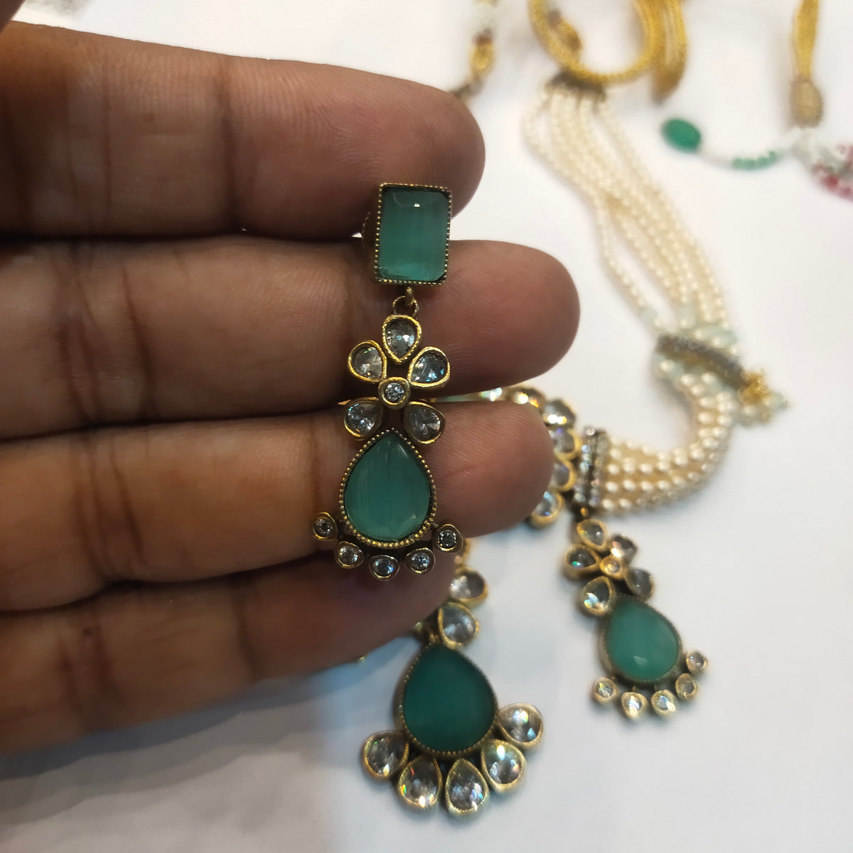 Asp Pastel Green Victorian Diamond Pearls Choker Necklace Set