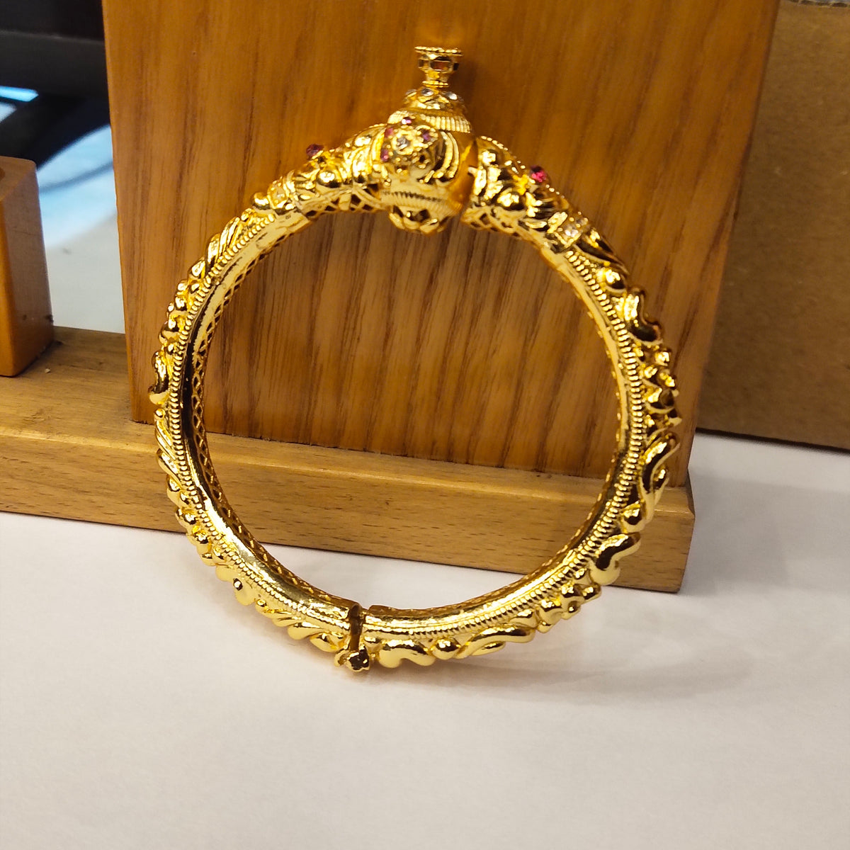 Men's Temple Kada – Antique Gold-Plated with Ruby CZ Stones 840764584189