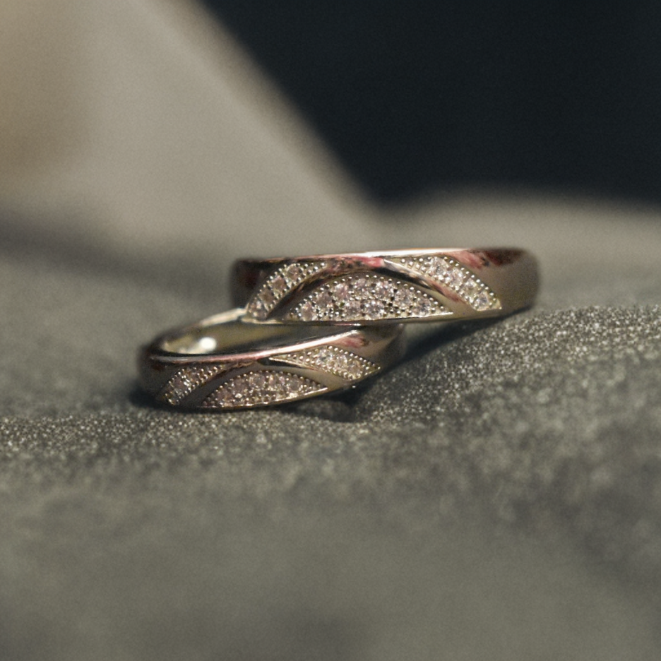 Stunning 92.5 Sterling Silver Couple Rings - Sparkling Matching Set
