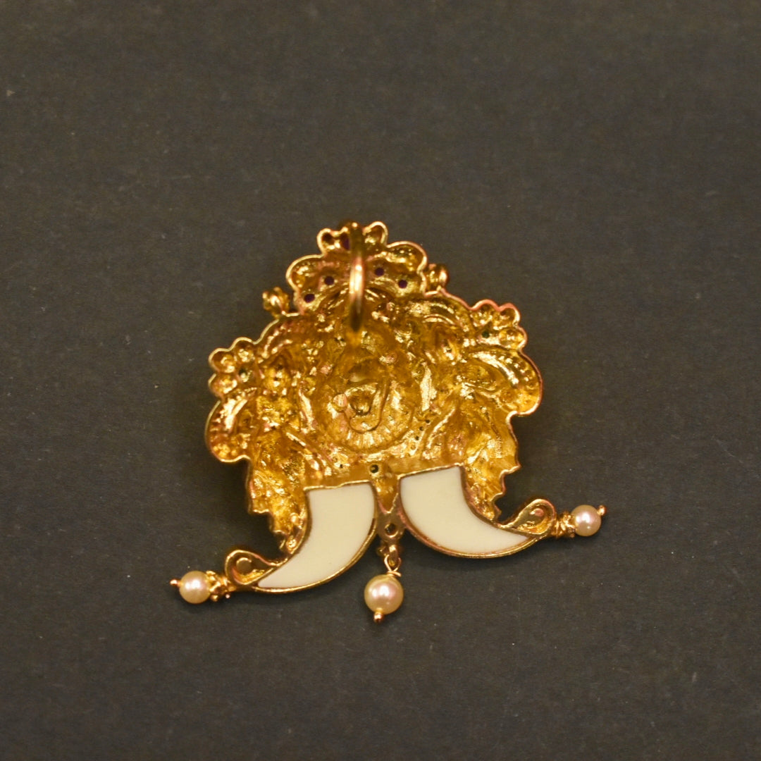 Antique Narsimha Swami Tiger Nail Locket - Navratna Stones for Men