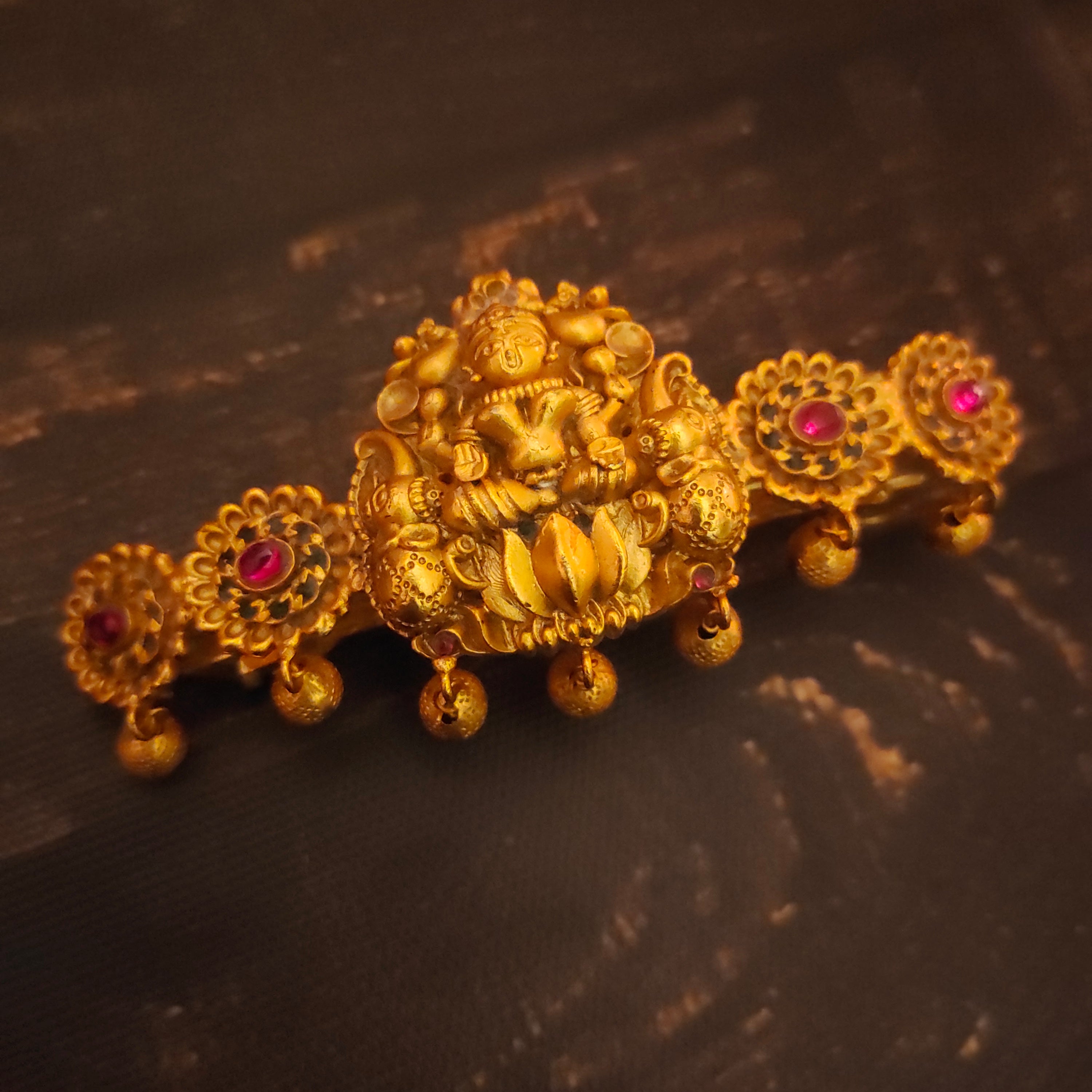 Antique Goddess Laxmi Hair Clip - Divine Temple Jewellery Hair Accessory
