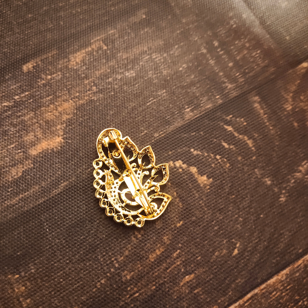 Shimmering Zircon Saree Pin - Radiant Sari Brooch | Asp Fashion Jewellery