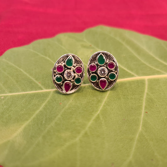 Sparkling Elegance: Mesmerizing 92.5 Silver Ruby Emerald Bichiya to Adorn your Feet
