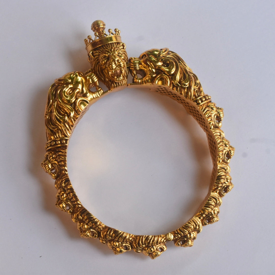 Asp Silver Royal Antique Lion Kada for Men