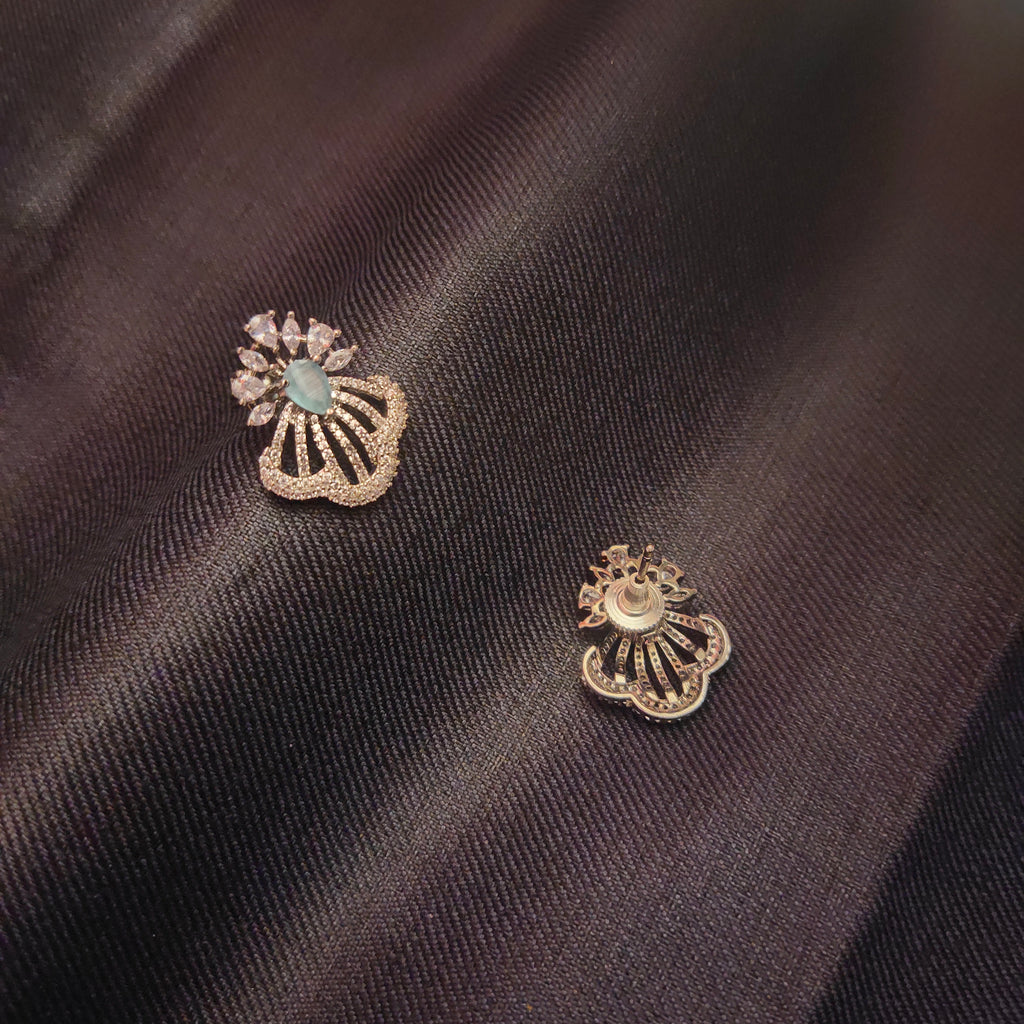 Victorian American Diamond Stud Earrings - Cute Timeless Design