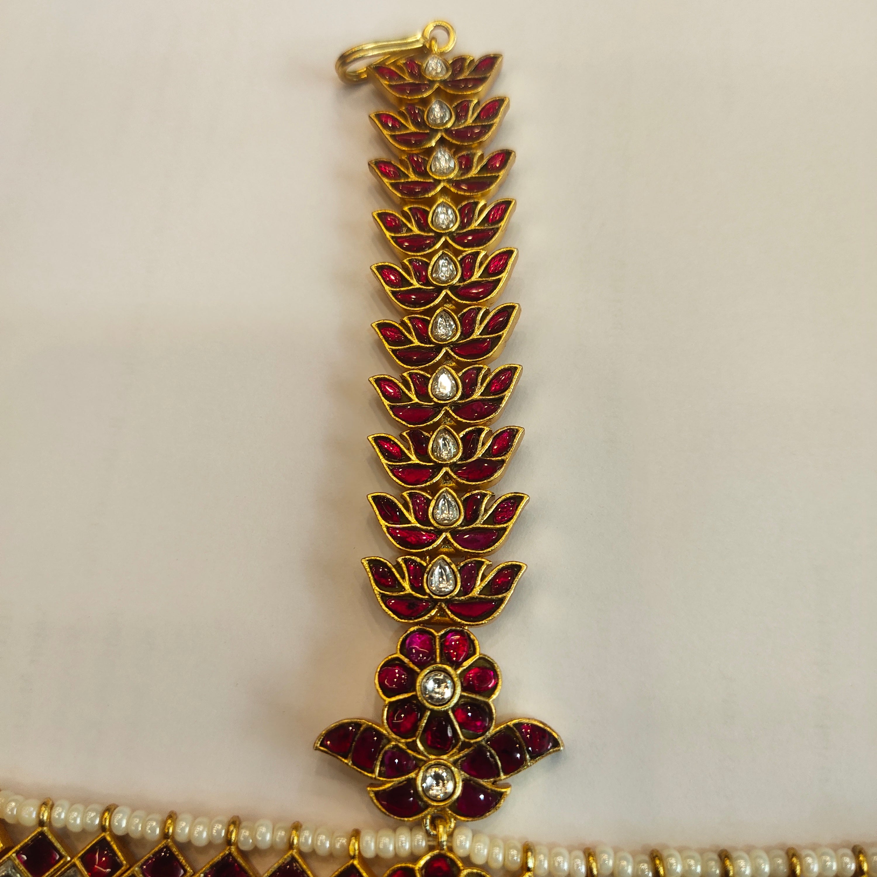 Exquisite Jadau Kundan Mathapatti - Traditional Indian Bridal Jewelry