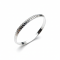 Silver kada with diamond-cut pattern