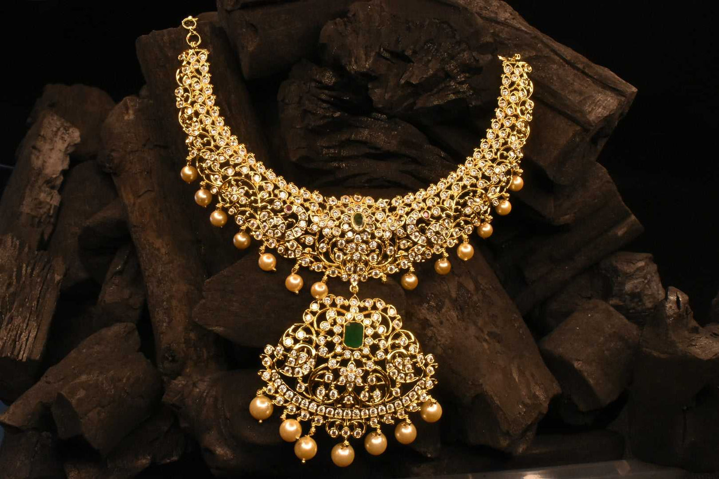 Traditional American Diamond Necklace embellished with pearls