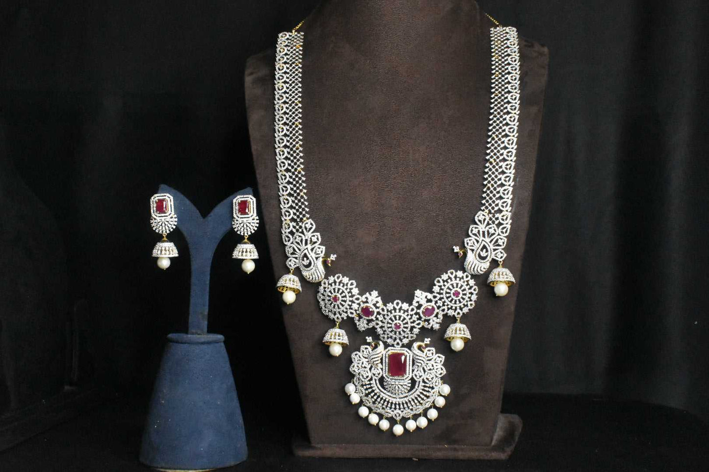 Finely Crafted American Diamonds Necklace Set